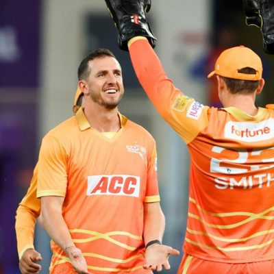 daniel-worralls-five-wicket-special-helps-surrey-defeat-hampshire-by-an-innings-and-11-runs.Click to read full article.