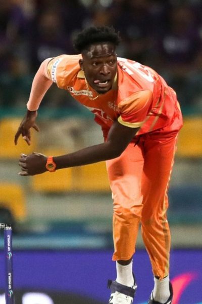 gulf-giants-go-down-to-abu-dhabi-knight-riders-in-a-tense-clash-in-abu-dhabi.Click to read full article.