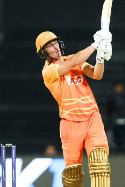 gulf-giants-lose-to-abu-dhabi-knight-riders-by-6-wickets.Click to read full article.